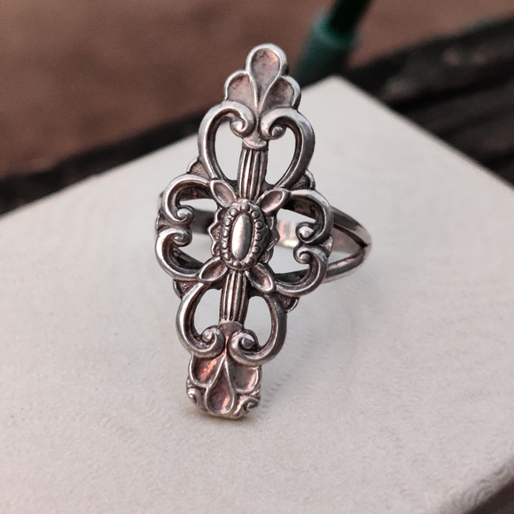 Antique sterling ornate ring - Picture 4 of 4